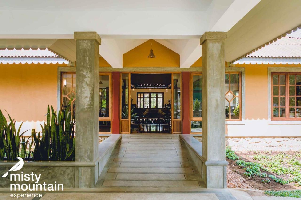 Misty Mountain Experience By Perfect Stays Pirmed ภายนอก รูปภาพ