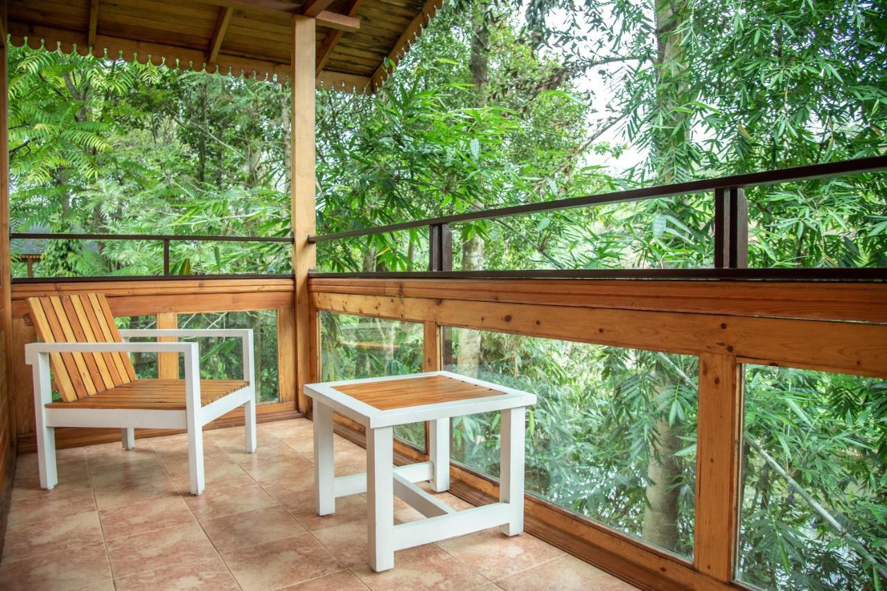 Misty Mountain Experience By Perfect Stays Pirmed ภายนอก รูปภาพ