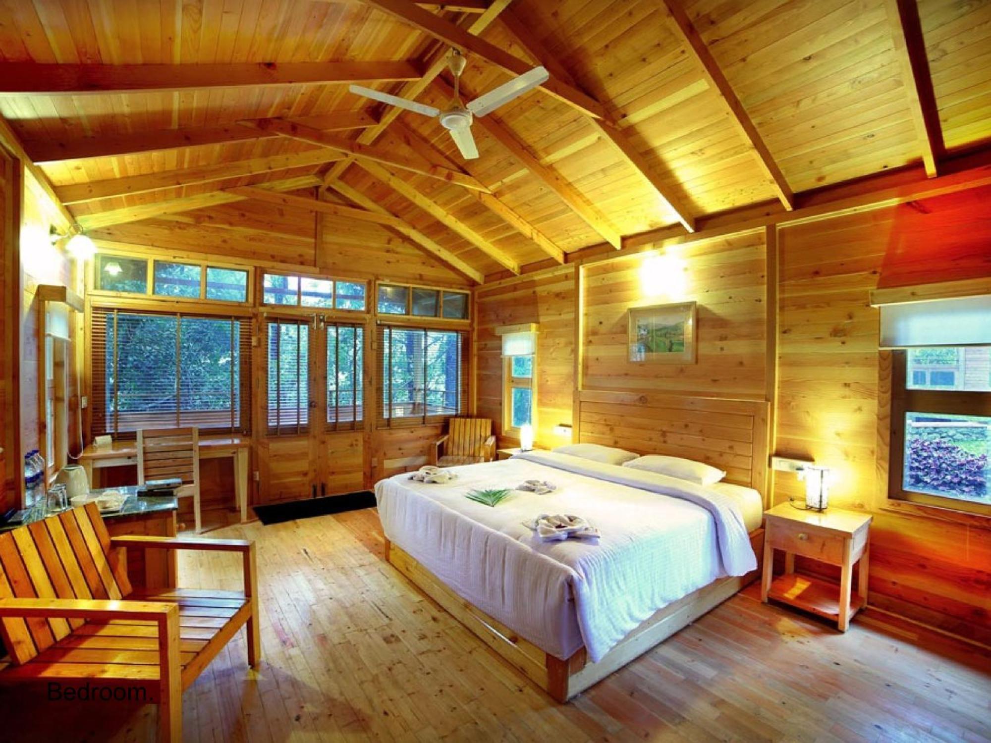 Misty Mountain Experience By Perfect Stays Pirmed ภายนอก รูปภาพ