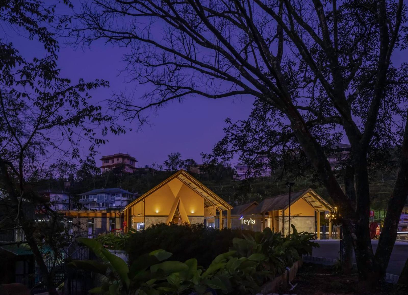 Misty Mountain Experience By Perfect Stays Pirmed ภายนอก รูปภาพ