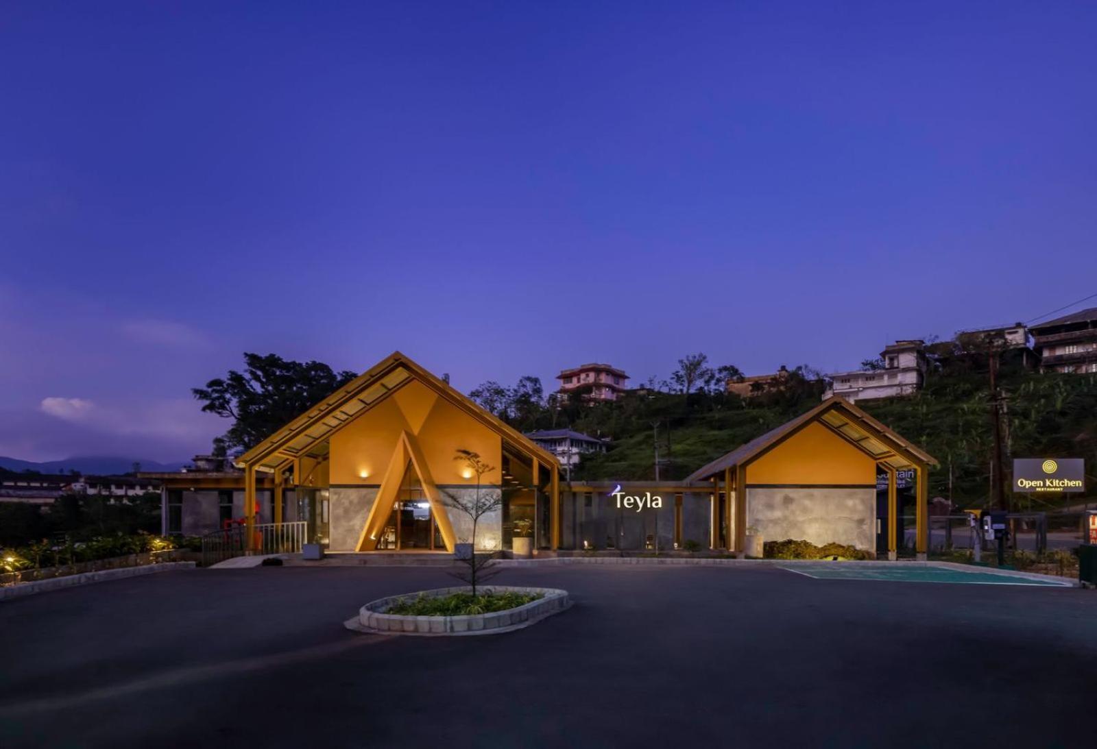 Misty Mountain Experience By Perfect Stays Pirmed ภายนอก รูปภาพ