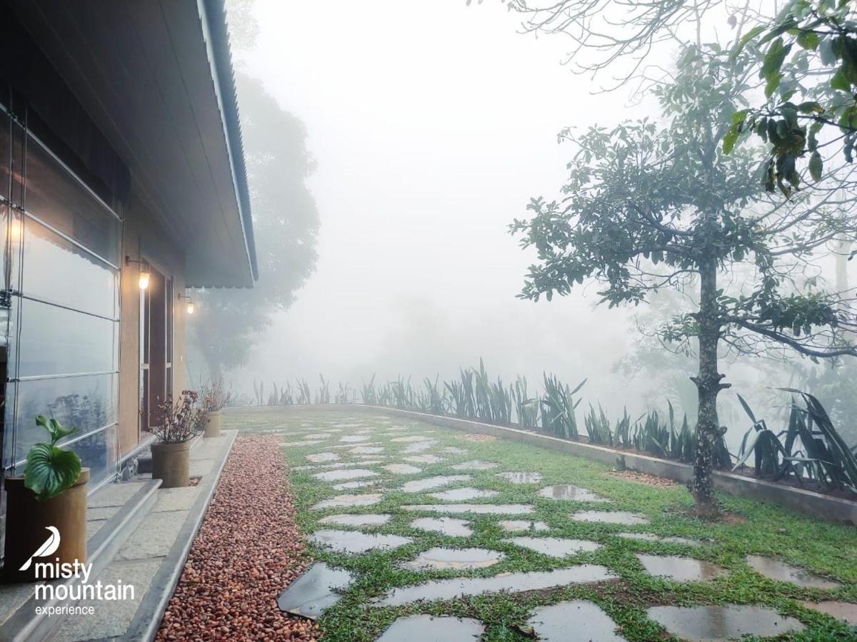 Misty Mountain Experience By Perfect Stays Pirmed ภายนอก รูปภาพ
